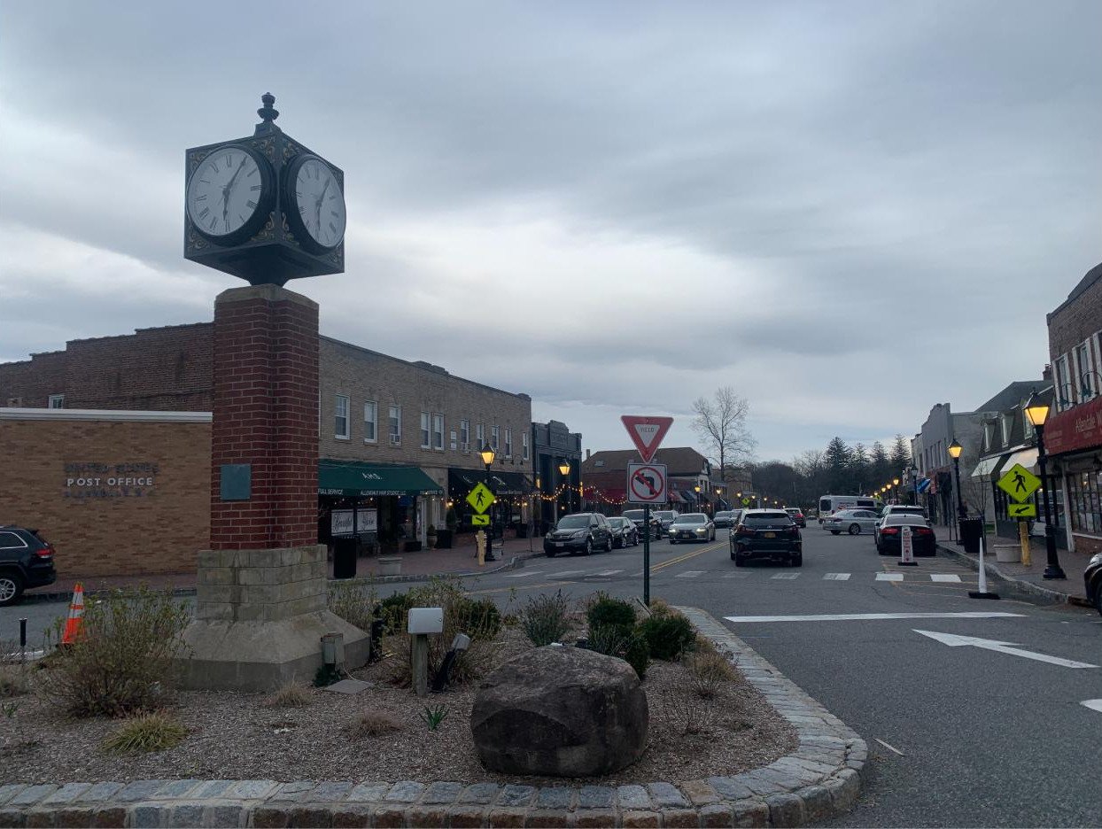 Downtown Allendale, NJ clocktower on Franklin Turnpike